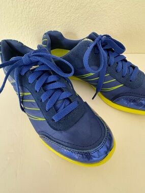 Coach Ladies Blue Metallic and Lime Green Athletic Sneakers 👟 SZ 6